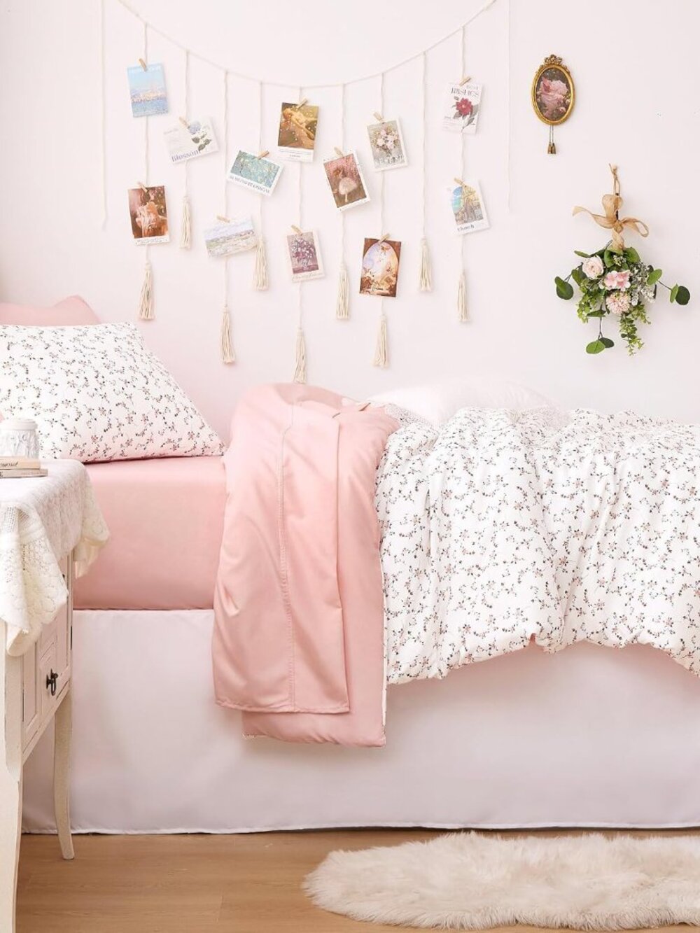 Floral Comforter Set, Coquette Cottagecore Aesthetic Cute Flower Pattern for Wom - Picture 8 of 8
